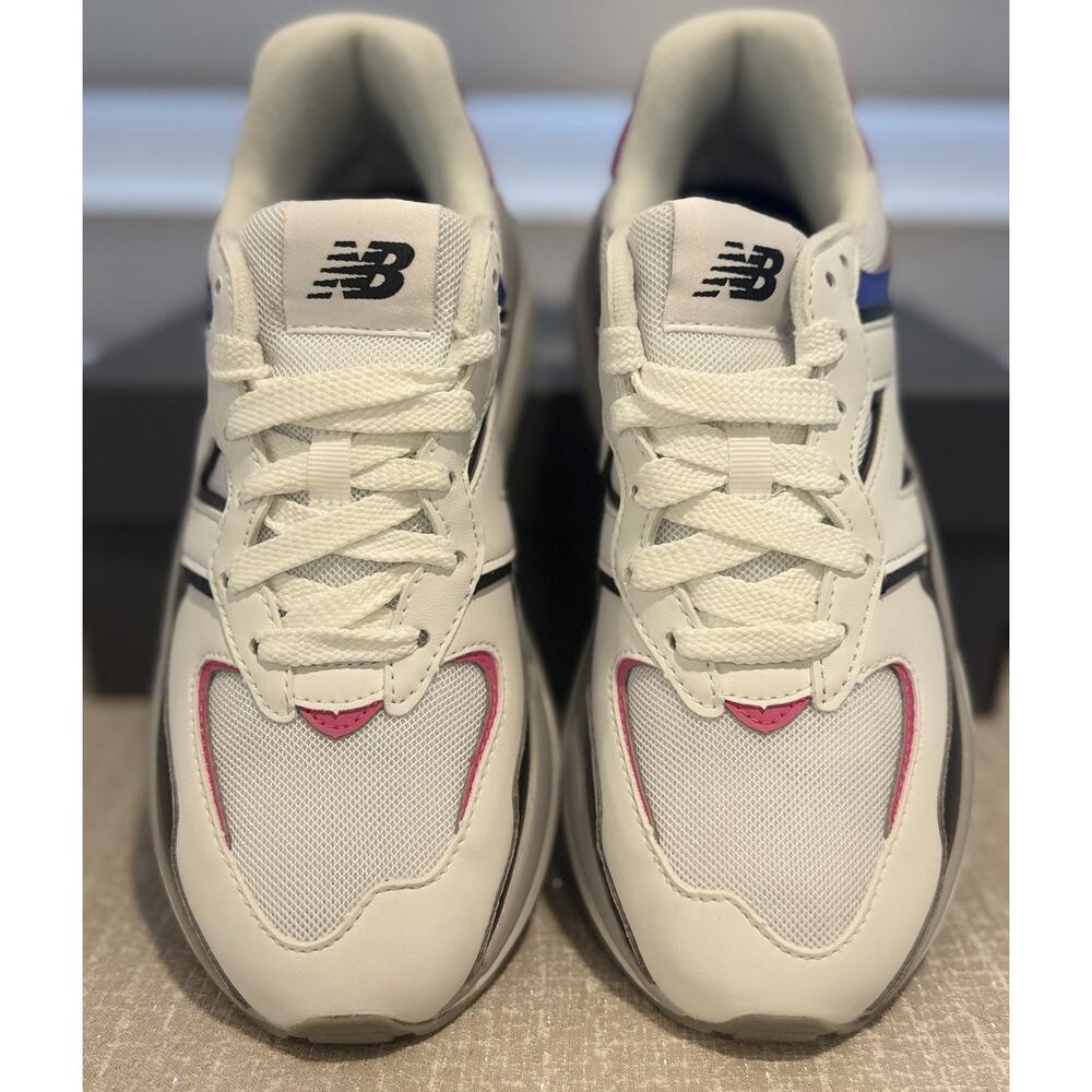 New Balance Men's Running Course Shoe Size 6 / Women 7.5 style M5740RRB (NWOB) - Picture 3 of 10